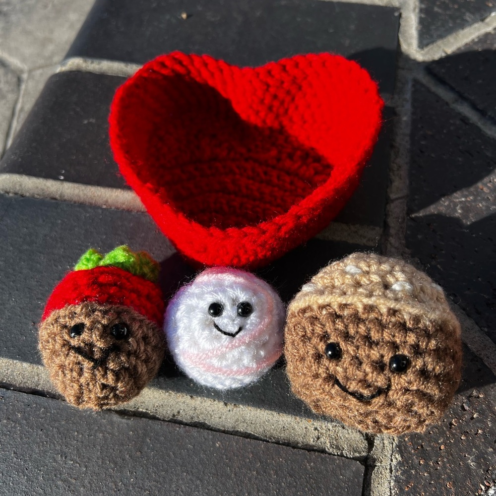 Hand Crocheted Valentines Heart Box of Chocolates - Picture 5 of 17
